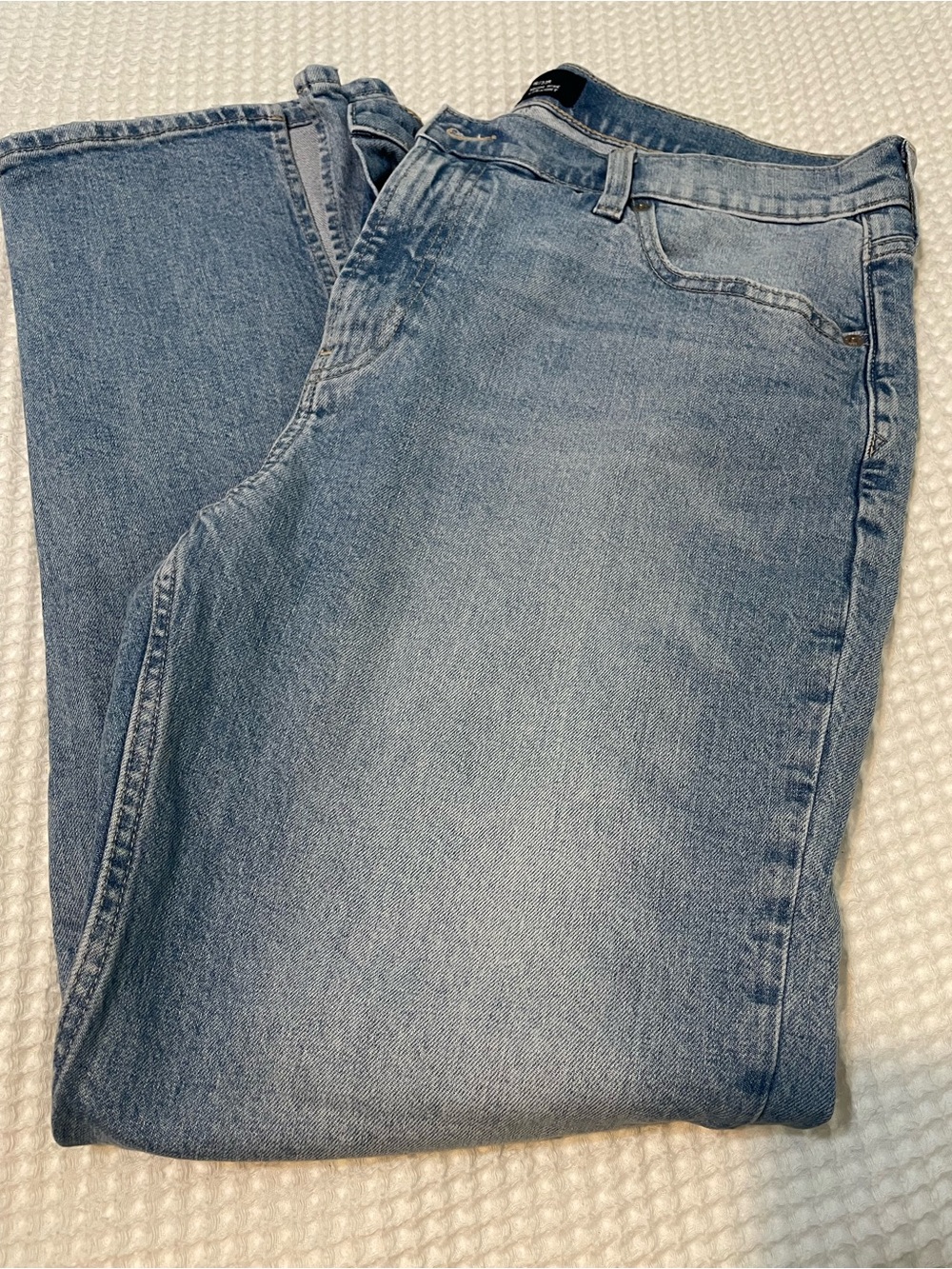 NWOT GAP Split-Hem High Rise Straight Leg Jeans